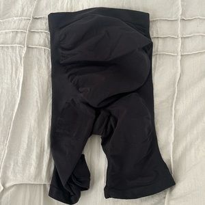 Skims maternity shape-wear